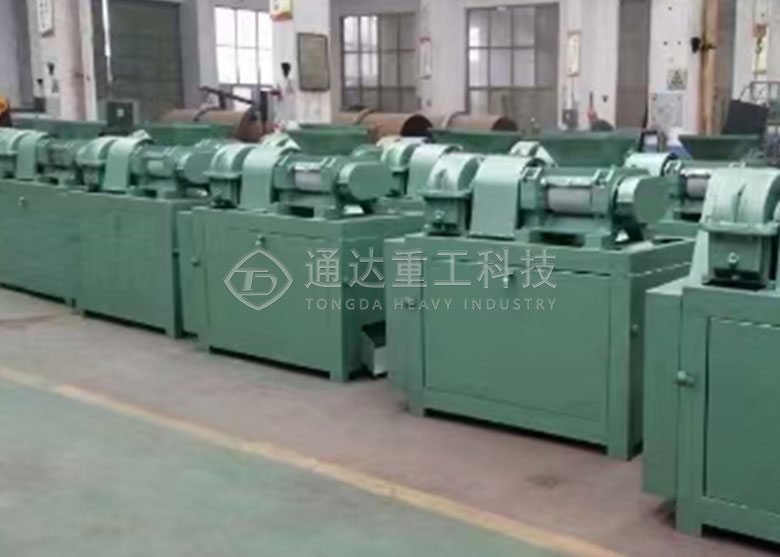 對輥擠壓造粒機 對輥擠壓造粒機